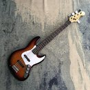 Foto Gitar Bass — sewa gitar bass SEWA GITAR JAKARTA