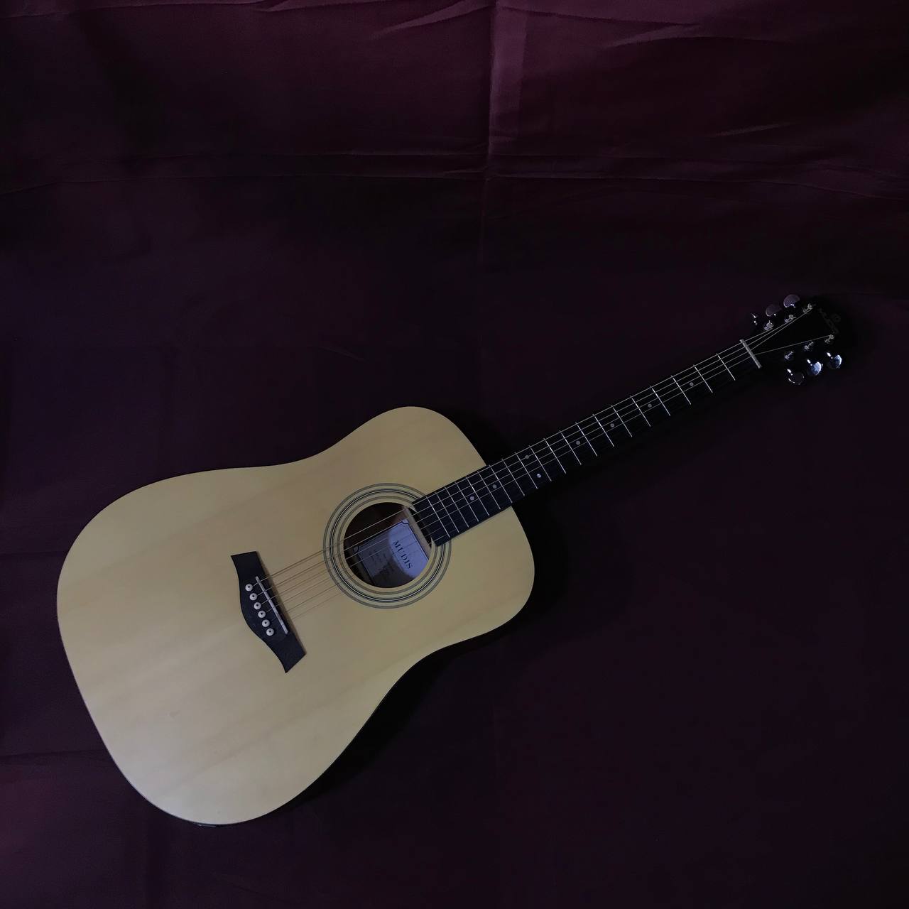 Foto Gitar Akustik Mudis — sewa gitar akustik SEWA GITAR JAKARTA